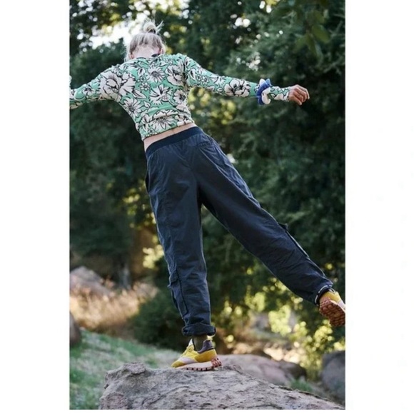 Free People FP Movement Mesmerize Me Pants - Picture 2 of 3